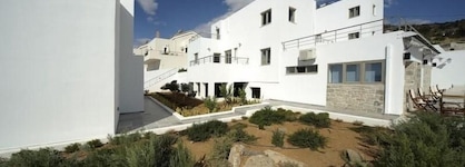 Lenikos Resort