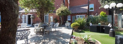Somerset House Hotel & Restaurant
