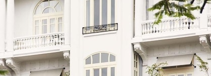 American Trade Hotel
