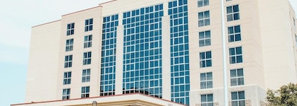 Hotel Topeka At City Center
