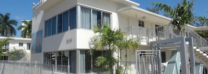 Tranquilo A North Beach Village Resort Hotel