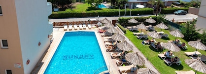 Sunday Hotel