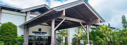 Livemax Amms Canna Resort Villa