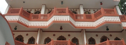 Hotel Sajjan Niwas
