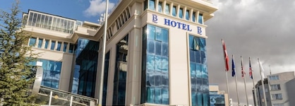 Vivaldi Ce Gold Hotel