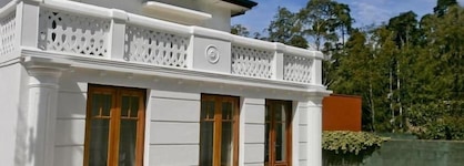 The Golf Green Hotel