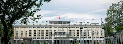 Happy Life Hotel
