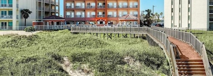 La Copa Inn Beach Hotel