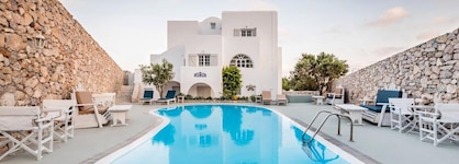 Lavarock Villa