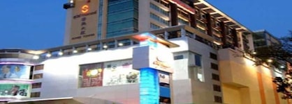 Sunee Grand Hotel