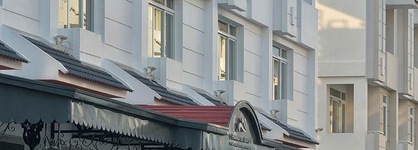 Paradise Suites Hotel