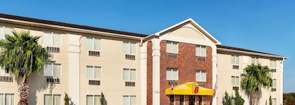 Super 8 By Wyndham Waco University Area