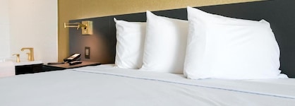 Glen Capri Inn & Suites - Burbank Universal