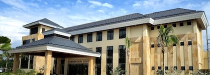 Henann Resort Alona Beach