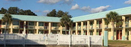 Garden Inn & Suites