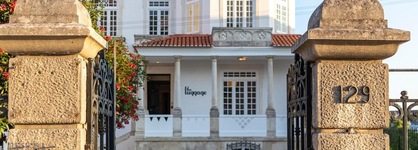 The Luggage Hostel & Suites