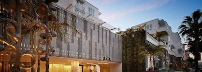 Aka Beverly Hills