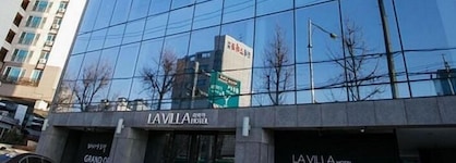 Lavilla Hotel