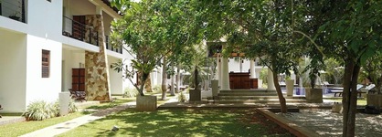 Tamarind Tree Hotel