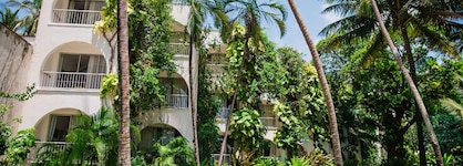 Plaza Beach Hotel