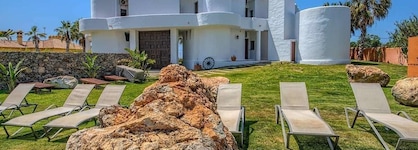 Apartamentos Turísticos Bahía De Trafalgar