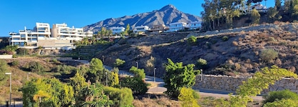 Aloha Hill Club Golf & Spa Apartments