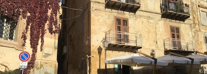 Palazzo Del Teatro