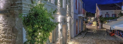 Fiscardonna Luxury Suites