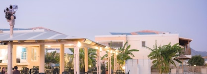 Grand Blue Beach Hotel
