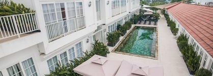 White Boutique Hotel & Residences