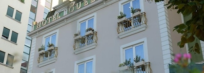 Hotel Queen