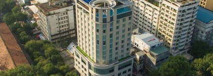 Central Palace Hotel