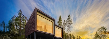 Arctic Treehouse Hotel