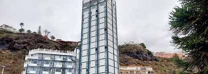 Ocean Vistas 24