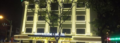 Mon Regency Hotel