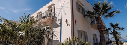Marina Di Petrolo Hotel & Spa