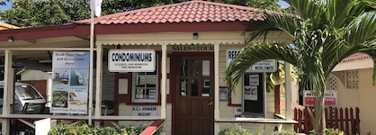 Apartamento 4 dormitorios, Dickenson Bay - 0