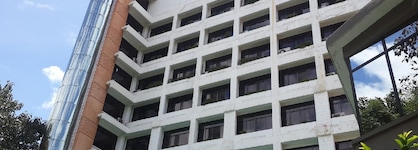 Impala Hotel