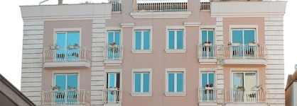 Keit Hotel