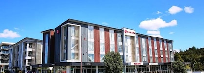 Ramada Suites By Wyndham Albany