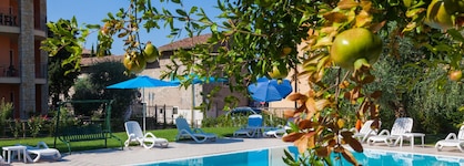 Villa Isabella Hotel & Residence