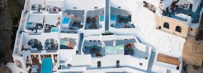 Maregio Suites