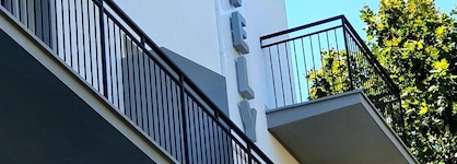 Lively Hotel