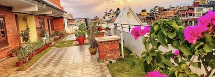 Dom Himalaya Hotel