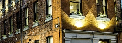 The Cow Hollow Hotel