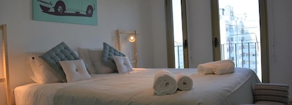 Modern & Bright By Homing