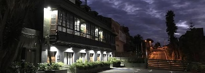Los Rodeos Apartments