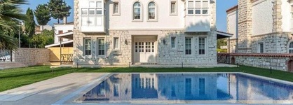 Salbakos Herakleia Hotel