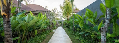 La Berceuse Resort And Villa Nusa Dua By Taritiya Collection