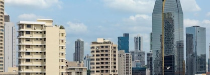 W Panama